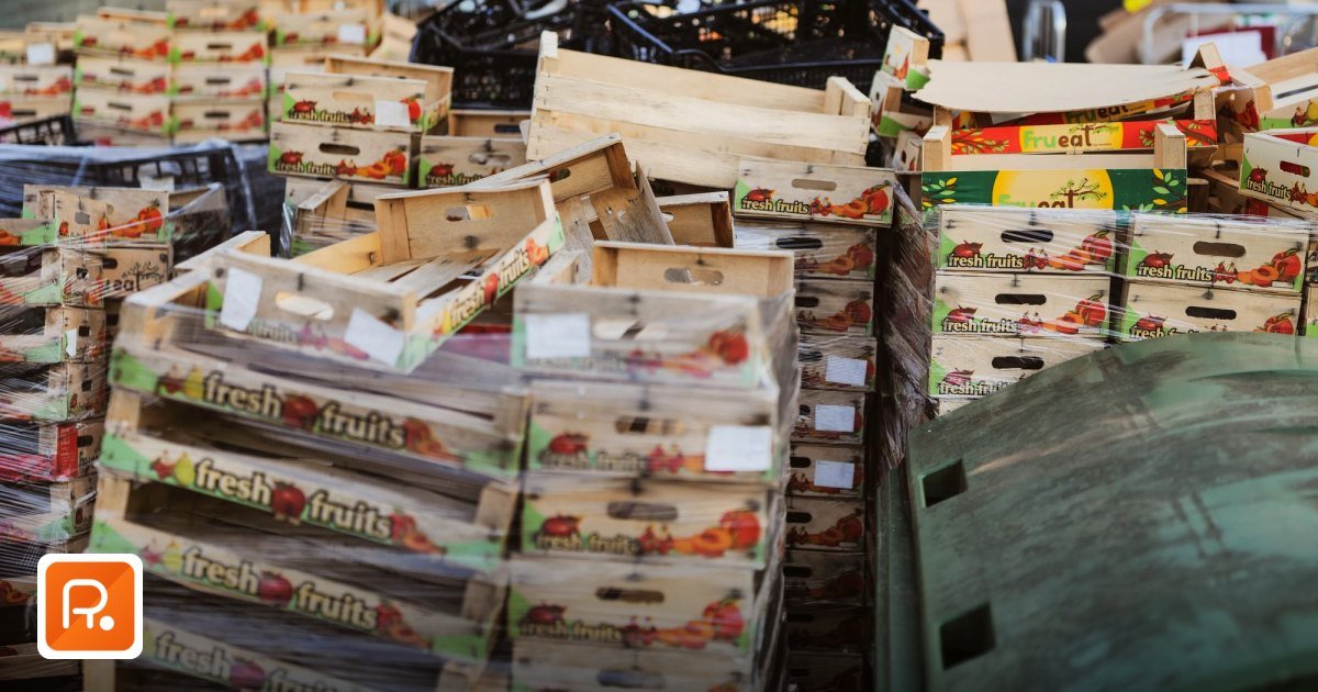 GCC Food Supply Chain: How Gulf Procurement Teams Are Sourcing Around the 2026 Crisis - piles of wooden fruit boxes